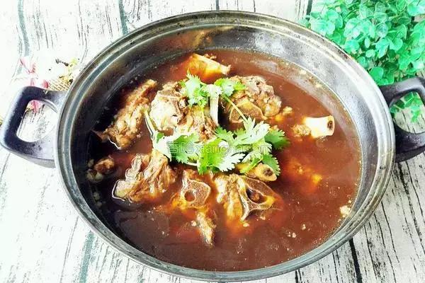 清油和牛油哪个好吃_火锅做法大全_经典火锅食谱