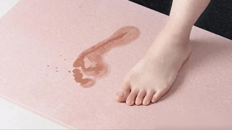 传统脚垫缺点_硅藻泥缺点大揭秘材料_硅藻泥地垫优点
