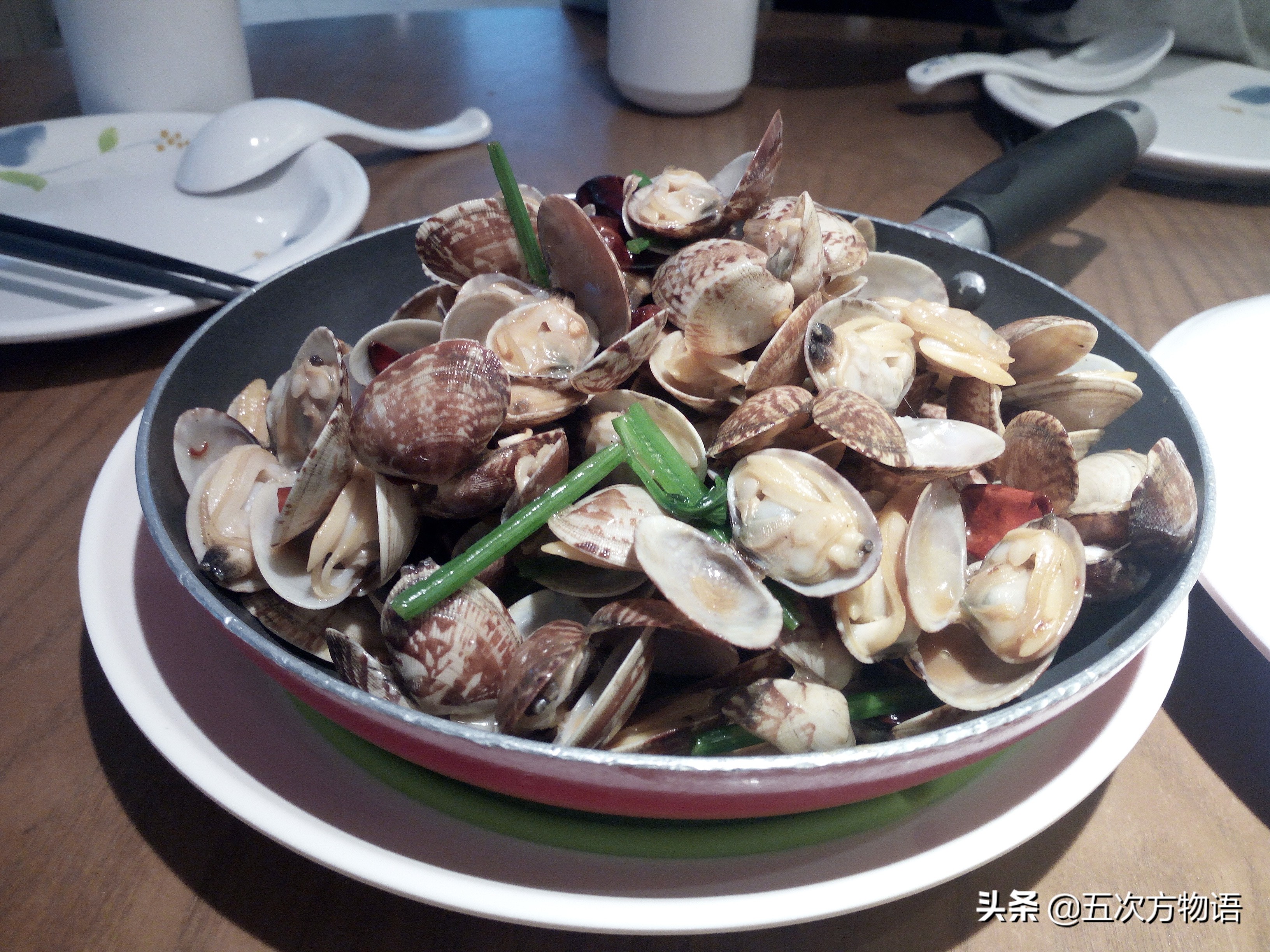 文蛤_菲律宾蛤仔_蒜蓉粉丝蒸贝壳